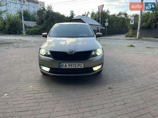 Skoda Rapid                           2013г. в рассрочку