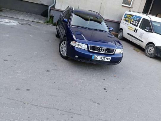 Audi A4                              2001г. в рассрочку