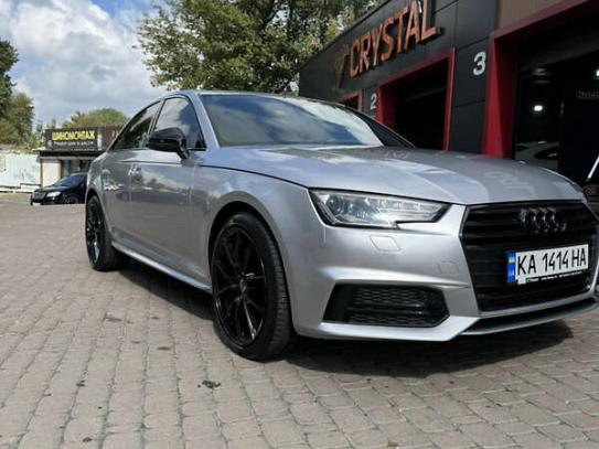 Audi A4                              2019г. в рассрочку