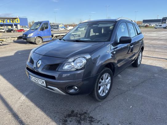 Renault Koleos                          2010г. в рассрочку