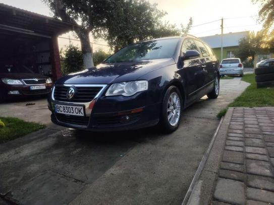 Volkswagen Passat 2008р. у розстрочку