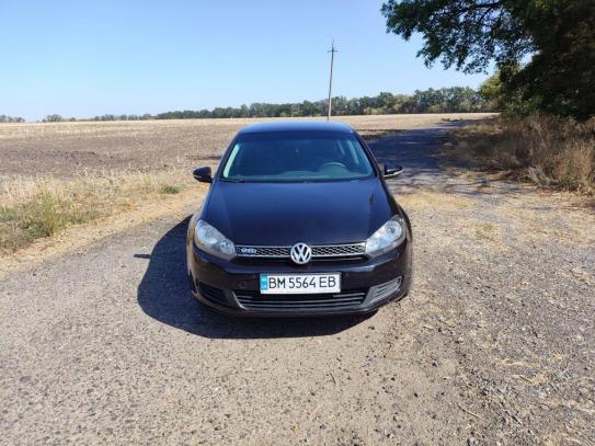 Volkswagen Golf
                            2010г. в рассрочку
