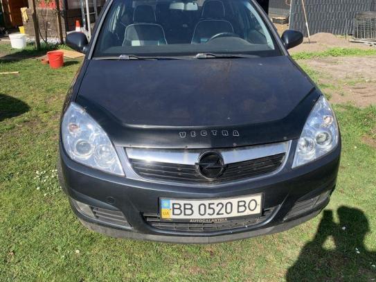 Opel Vectra 2006р. у розстрочку