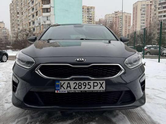 Kia Ceed
                            2021г. в рассрочку