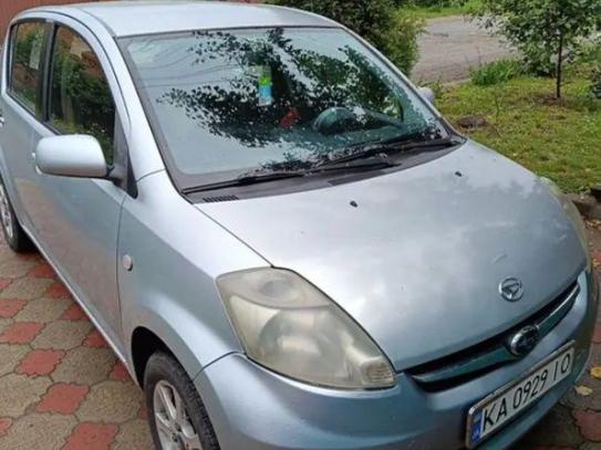 Daihatsu Sirion                          2005г. в рассрочку