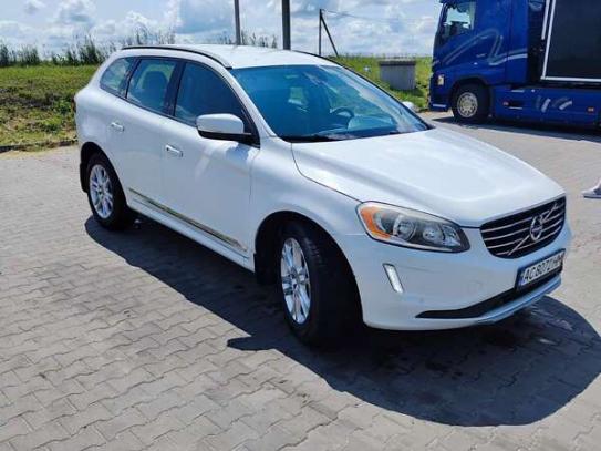 Volvo Xc60                            2015г. в рассрочку