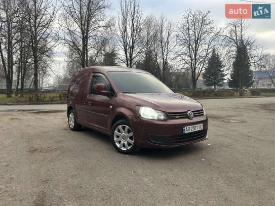 Volkswagen Caddy 2011р. у розстрочку