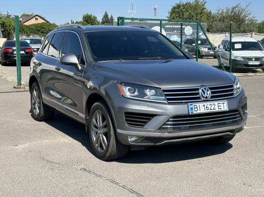 Volkswagen Touareg 2015г. в рассрочку