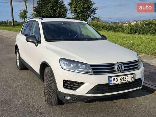 Volkswagen Touareg                         2016г. в рассрочку