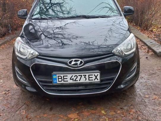 Hyundai I20                             2013г. в рассрочку