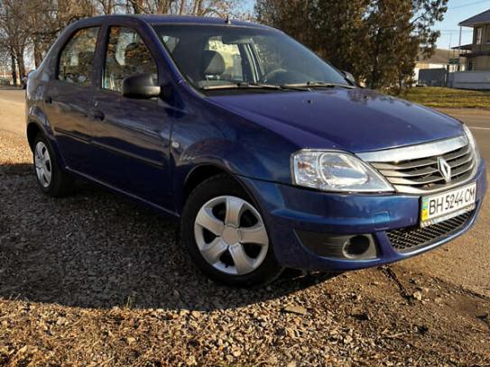 Renault Logan                           2009г. в рассрочку