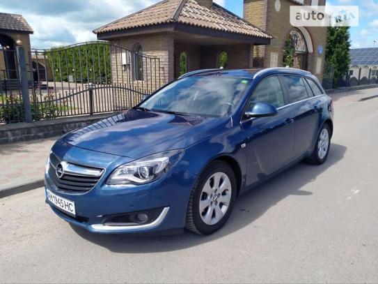 Opel Insignia sports tourer 2016г. в рассрочку