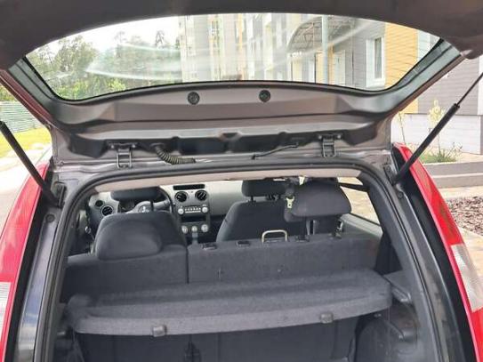 Mitsubishi Colt                            2007г. в рассрочку