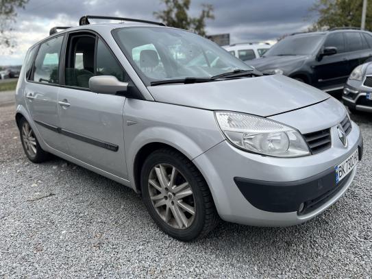 Renault Megane scenic 2006г. в рассрочку