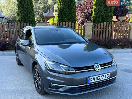 Volkswagen Golf
                            2018г. в рассрочку