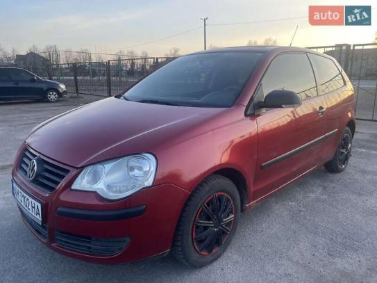 Volkswagen Polo                            2005г. в рассрочку