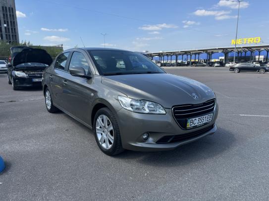 Peugeot 301                             2013г. в рассрочку