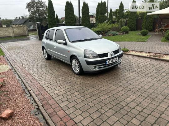 Renault Clio 2001р. у розстрочку