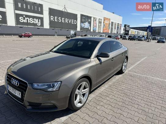 Audi A5                              2016г. в рассрочку