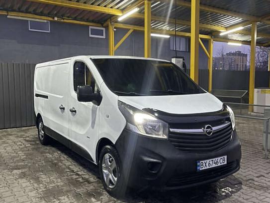 Opel Vivaro                          2016г. в рассрочку
