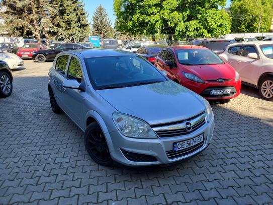 Opel Astra                           2005г. в рассрочку