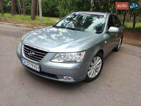 Hyundai Sonata                          2008г. в рассрочку