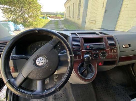 Volkswagen Transporter 2007р. у розстрочку