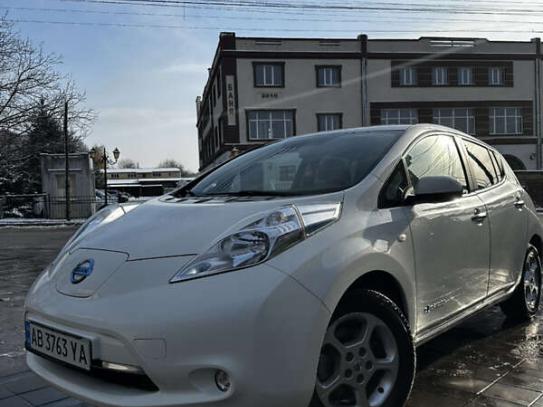 Nissan Leaf                            2016г. в рассрочку