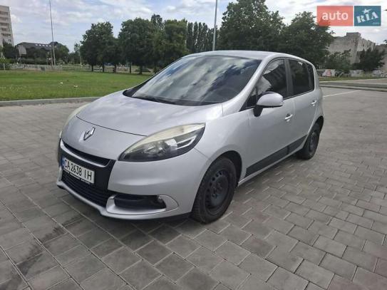 Renault Megane scenic
                   2012г. в рассрочку