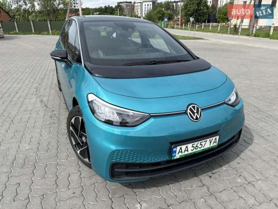 Volkswagen Id.3
                            2022г. в рассрочку