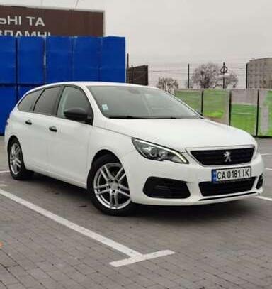 Peugeot 308
                             2018г. в рассрочку