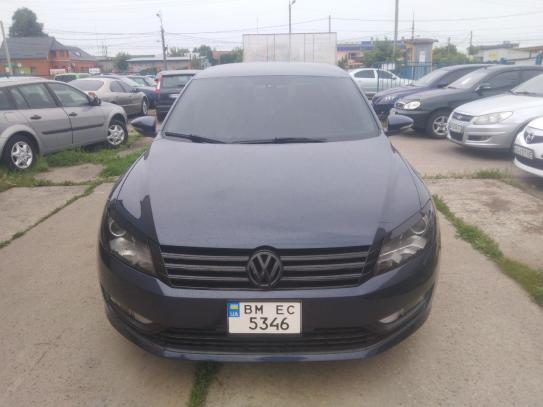 Volkswagen Passat                          2012г. в рассрочку