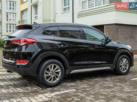 Hyundai Tucson 2017г. в рассрочку