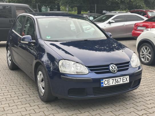 Volkswagen Golf
                            2005г. в рассрочку