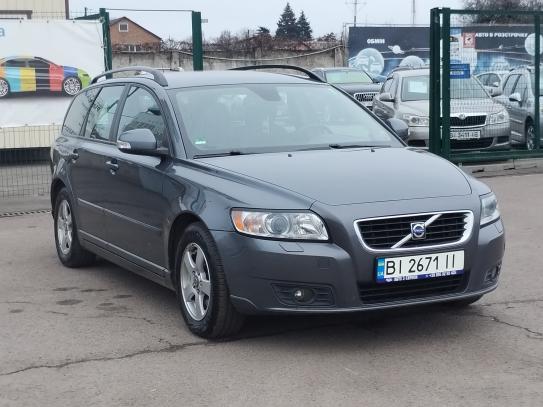 Volvo V50                             2009г. в рассрочку