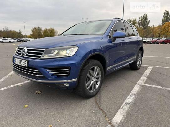 Volkswagen Touareg
                         2015г. в рассрочку