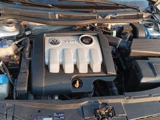 Volkswagen Golf
                            2000г. в рассрочку