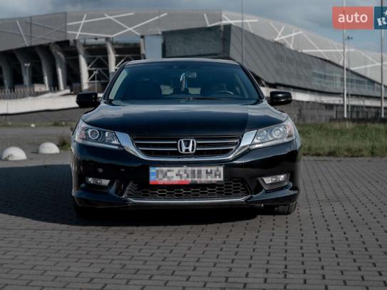 Honda Accord 2015г. в рассрочку
