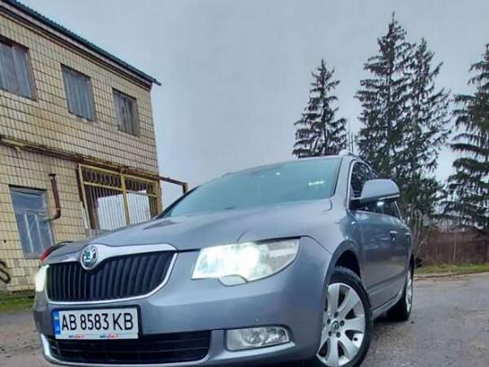 Skoda Superb
                          2010г. в рассрочку