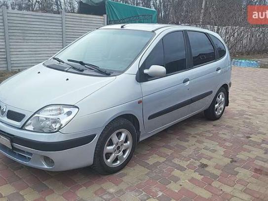 Renault Scenic 2001г. в рассрочку