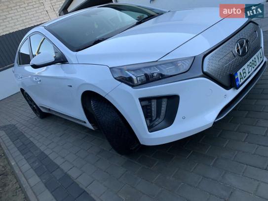 Hyundai Ioniq 2020г. в рассрочку