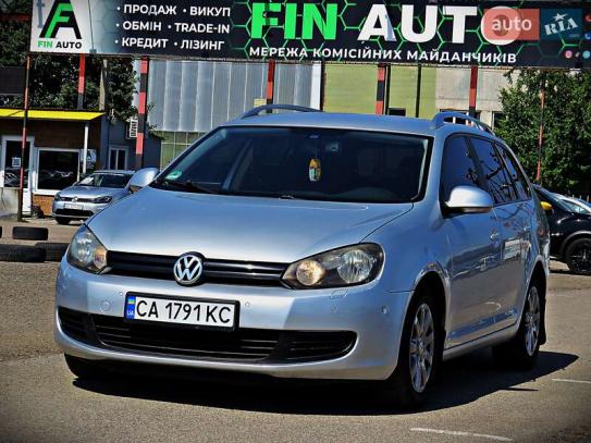 Volkswagen Golf
                            2012г. в рассрочку