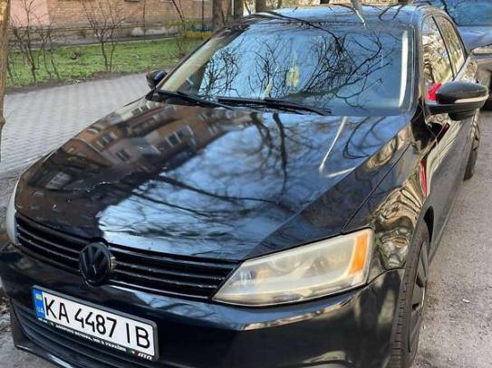 Volkswagen Jetta
                           2013г. в рассрочку