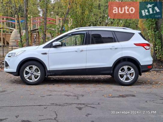 Ford Kuga
                            2016г. в рассрочку