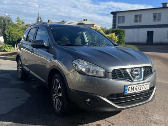 Nissan Qashqai +2 2013г. в рассрочку