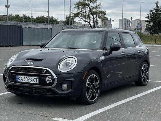 Mini Clubman                         2016г. в рассрочку