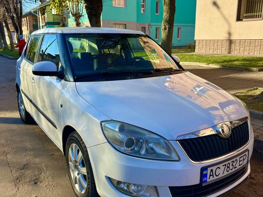 Skoda Fabia 2010г. в рассрочку