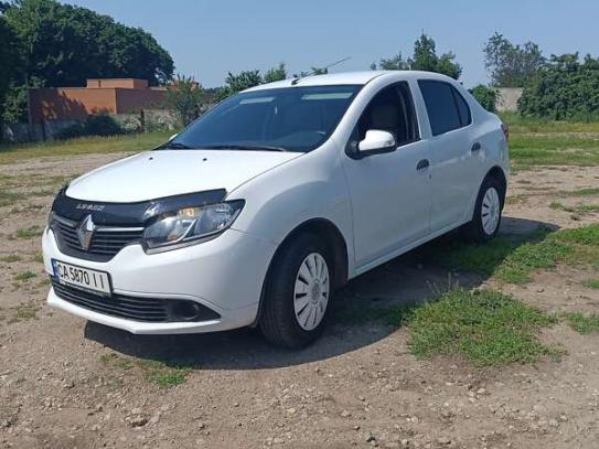 Renault Logan                           2013г. в рассрочку