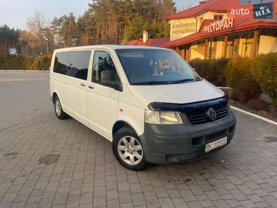 Volkswagen Transporter                     2005г. в рассрочку