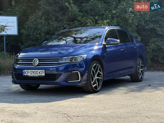 Volkswagen E-bora                          2019г. в рассрочку